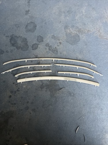 20-22 Ford Explorer Grill Chrome Insert Set OEM P/N LB5B-8150-BBW - Bild 6 von 6