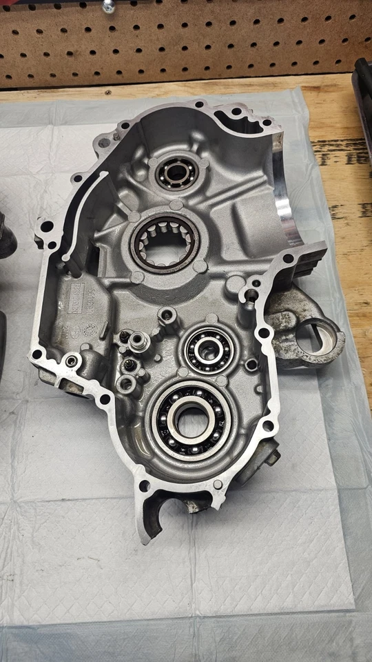 08 Can-Am DS450 EFI 2x4 Crankcase Center Crank Case - Image 3 of 4