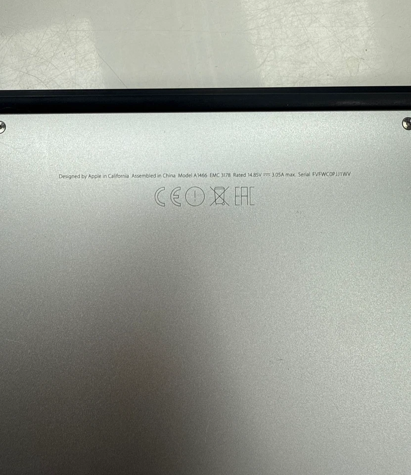 Apple MacBook Air 13" 2017 · i5 · 8GB · 512GB, photo 3 of 5