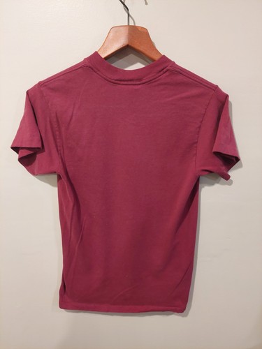 Camicia teatro Tom Sawyer Maroon vintage anni 90 taglia small etichetta Oneita punto singolo - Foto 5 di 7