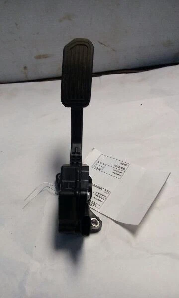 Toyota RAV 2015 embrague de freno de 4 pedales  Foto 4 de 4