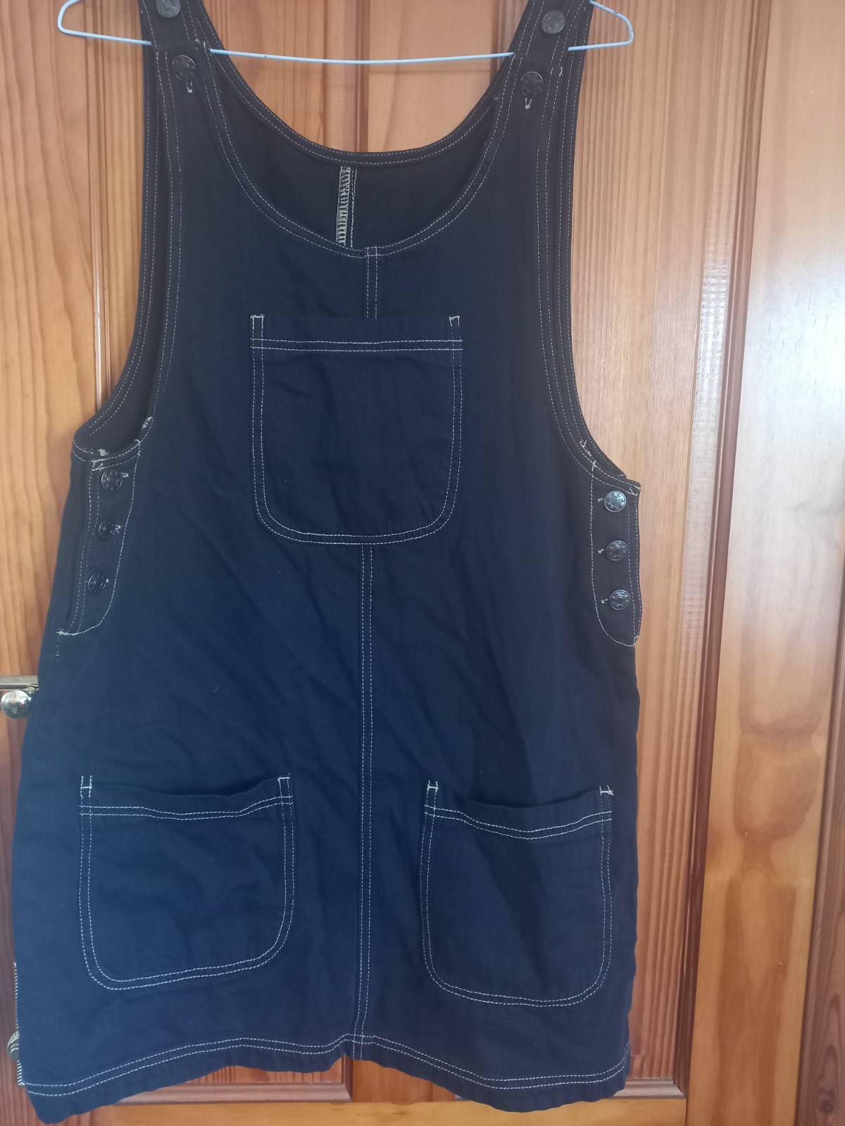 Picture 1 of 4