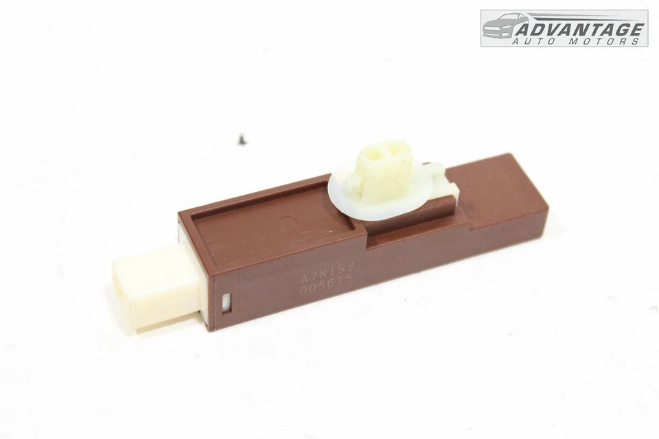 LEXUS GS350 2013-2020 MÓDULO ANTENA SIN LLAVE INTELIGENTE SIN ENTRADA OEM Foto 3 de 4