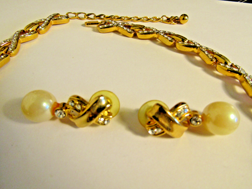 Vintage X LINK RHINESTONE & GOLDTONE BAR 16" NECKLACE with Pierced X Earrings - Picture 3 of 4