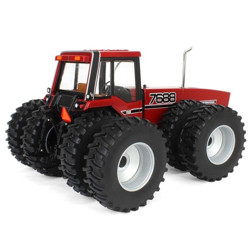 Ertl 1/16 International Harvester 7688 Super 70 Series 2+2, OBT Exclusive 44396 - Bild 3 von 10