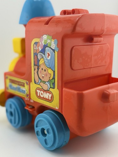 Vintage Tomy Tuneyville Choo Choo. Train Only. Needs Batteries - Picture 4 of 9