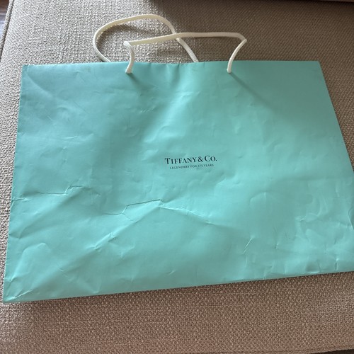 Lot 7 TIFFANY & Co. 5" x 6" x 3” small Paper Gift Shopping Bags & 1- 15”X 11” - Picture 5 of 5