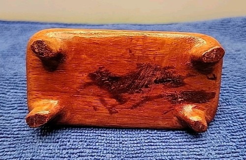 Vintage Finely Carved Asian Non Composite Lion Figure On Carved Wooden Plinth  - Picture 6 of 6