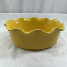 Stoneware by Grestel Portugal Scalloped Edge Yellow  Casserole Dish 9.5”x7.5”