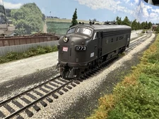 ATHG19342 Athearn Genesis F7A Penn Central PC #1773 DCC & Sound ESU Loksound V5