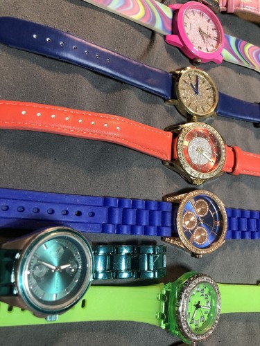 Women’s Colorful Watch Lot Of (30) Casual,Gemmed,Pink,Green,Blue - Picture 19 of 21