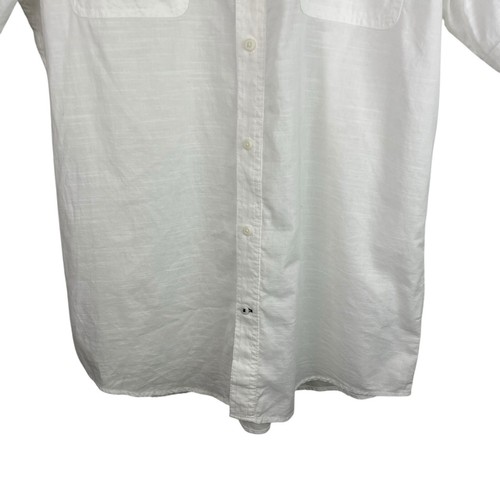 Izod Size Large White Lightweight Button Pocket Shirt Preppy Beach Classic New - Picture 3 of 11