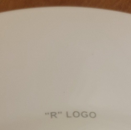 Kenneth Cole Reaction "R" LOGO Dinner plate, 11", Embossed, Rim, Very good - Picture 5 of 7