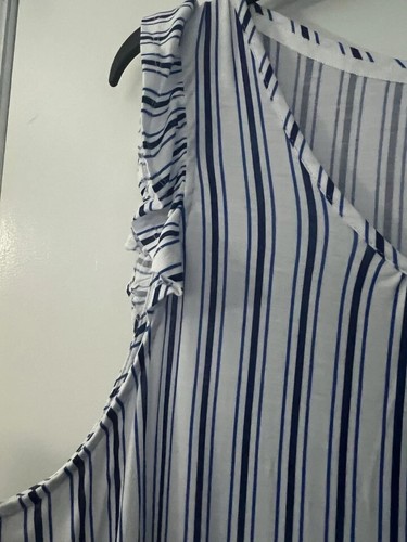 Croft & Barrow Camisón Mujer Blanco Azul Rayas Plus 2X Volantes Suave NUEVO - Imagen 4 de 6