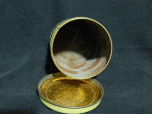 Whitman's White Cap Mints (1/2 LB.) Metal Round Empty Tin (Philadelphia, PA) USA - Picture 17 of 18