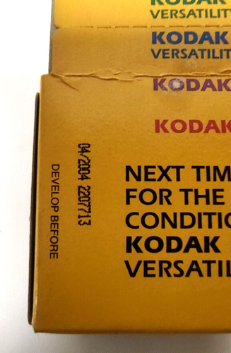Kodak Max 400 ISO 35mm Film - 4 Pack of 24 Exposure Rolls EXPIRED 04/2004 NOS - Picture 3 of 3