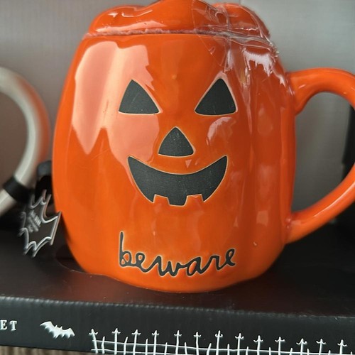 Halloween Themed Mug Set - Happy Haunting & Beware Pumpkin Mugs - Imagen 3 de 7