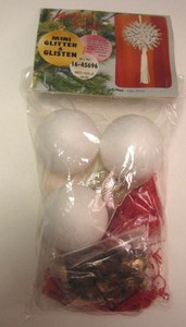 Vintage-LeeWards-RED-GOLD-GLITTER-amp-GLISTEN-Beaded-Ornament-Kit-Makes-3