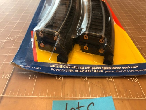Life Like Train HO Power-Loc Track 4 Pieces 18" Radius Curved Black NEW NIP LotC - Picture 2 of 10