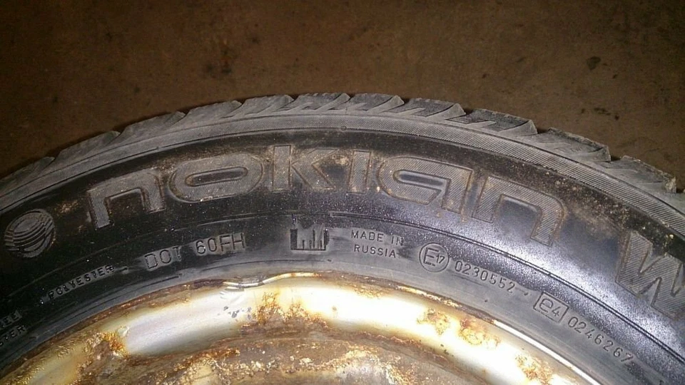 Suzuki Baleno 1.3 EG Kompletträder Stahlfelgen Winterreifen 175/70R13 82T - Bild 2 von 4