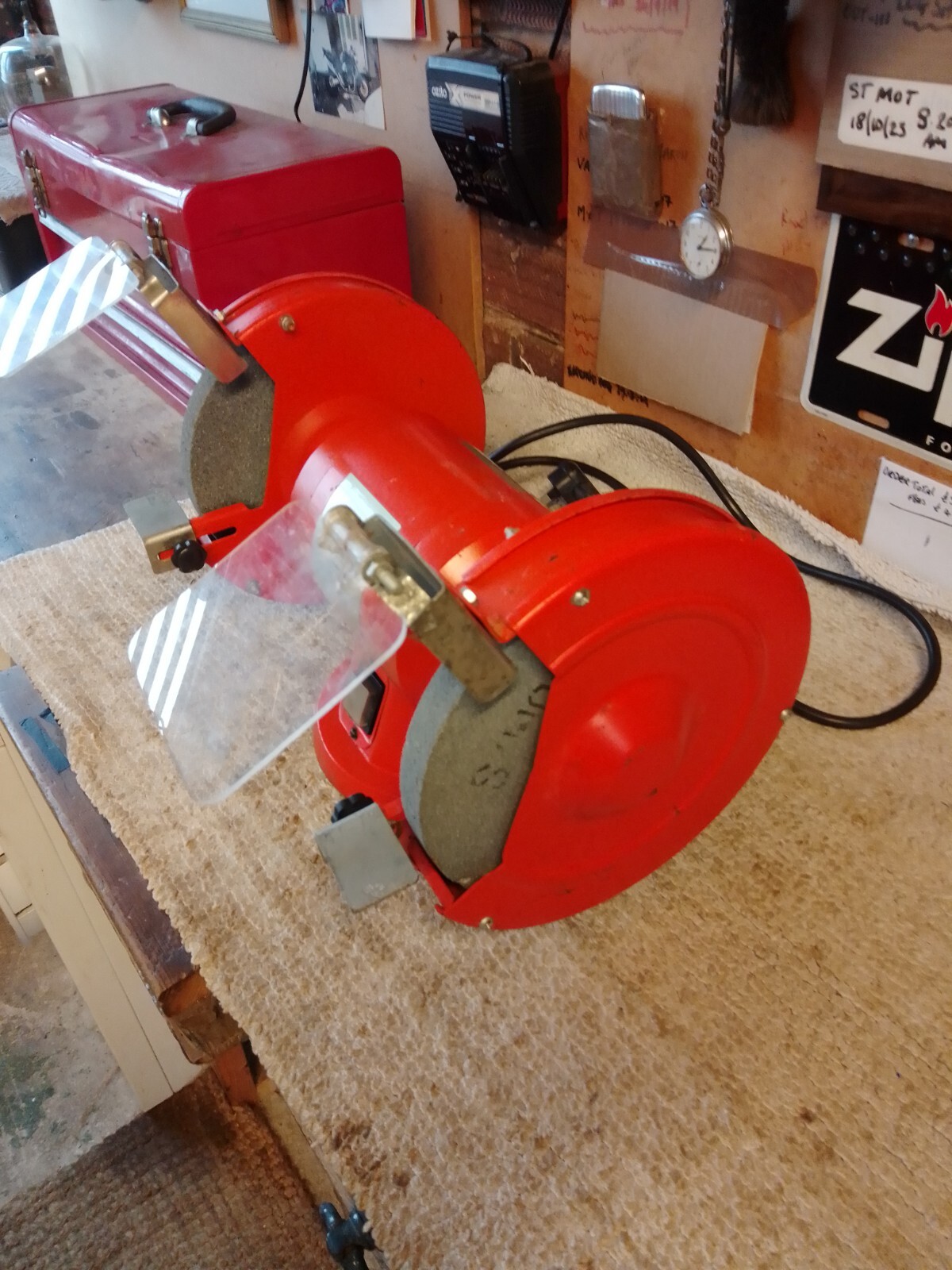 USED BENCH GRINDER SILVERLINE HEAVY DUTY 350W eBay