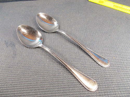 The Main Course Stainless Flatware Carlisle Pattern 2 Table Serving Spoons 8"