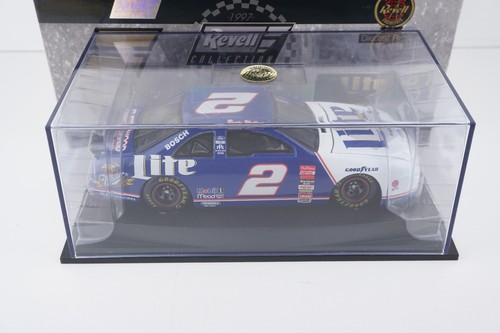 1997 Revell Club #2 Rusty Wallace 1/24 Miller Lite Ford Nascar Model Diecast - Picture 3 of 8