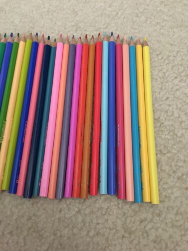 Staedtler Lot of 37 Colour Pencils Triangular Barrel Grip 2.9 mm Lead Wood 1270 - Picture 5 of 5