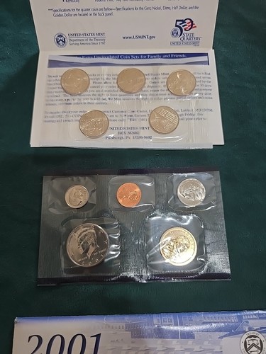 DENVER & PHILADELPHIA 2001 UNCIRCULATED COIN SETS  - Picture 5 of 5