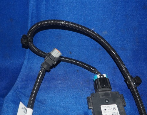 2024 2025 Hyundai Palisade Rear Driver Left Blind Sport Sensor Radar Module ECU - Picture 5 of 8