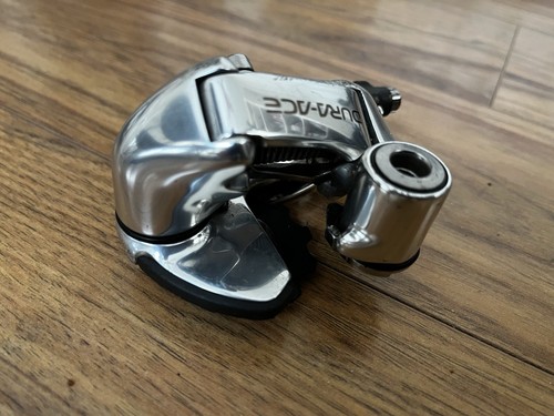 Shimano Dura-Ace RD-7700 Rear Derraileur - 9 Speed - Picture 3 of 5