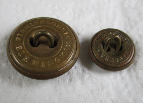 2x British Army:"ROYAL ENGINEERS BRASS BUTTONS" (23mm-17mm, EdVII Period, RE) - Picture 2 of 3