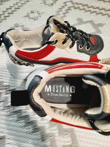 Mustang Mujer Zapatillas bajas Reino Unido 5 Rojo Blanco Piel de Serpiente Excelente Estado - Imagen 13 de 18