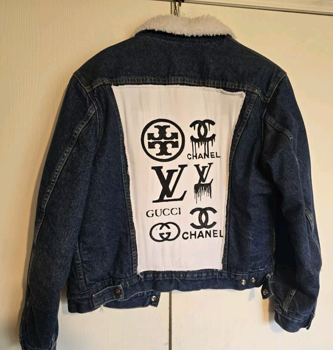 Picture 1 of 15