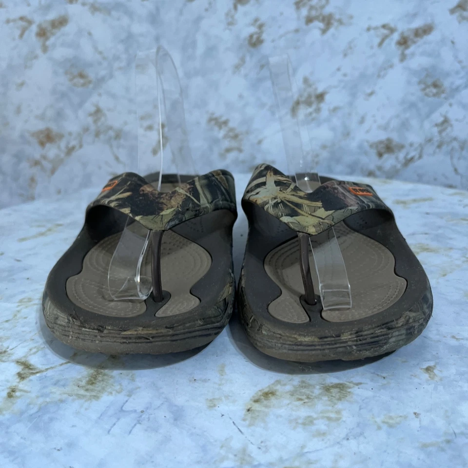 Мужские повседневные сандалии-шлепанцы Crocs Modi Realtree размер 8 зеленые коричневые камуфляжные - Изображение 2 из 4