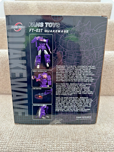 FansToys Quakewave (toy version masterpiece Shockwave) with Toyhax decals - Picture 2 of 2
