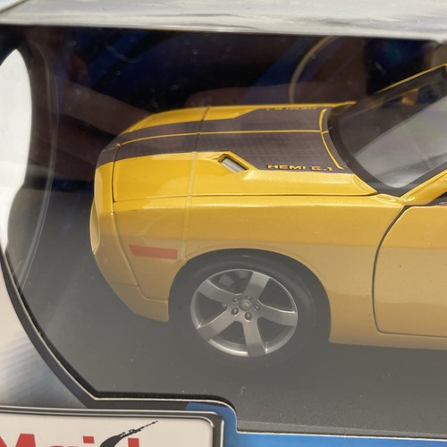 MAISTO 1:18 2006 DODGE CHALLENGER CONCEPT DIECAST! YELLOW/PURPLE!! NEW IN BOX!! - Picture 3 of 13