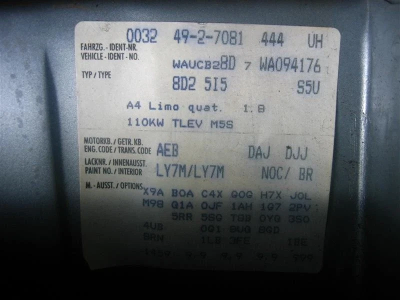 Grille Thru VIN 199999 Upper Fits 97-99 AUDI A4 15225 Foto 4 de 4