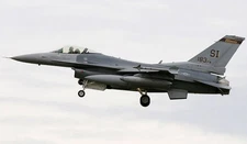 Lockheed Martin F-16 Fighting Falcon 170th Fighter Squadron Mahogany Model 1/32