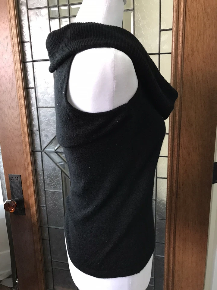 Top de cóctel Carmen Marc Valvo Signature mezcla de cachemir/seda negro capucha cuello LRG Foto 2 de 4