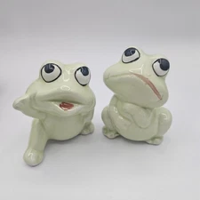 Vintage 1960 Salt N Pepper Shakers Frogs- Org Labeled
