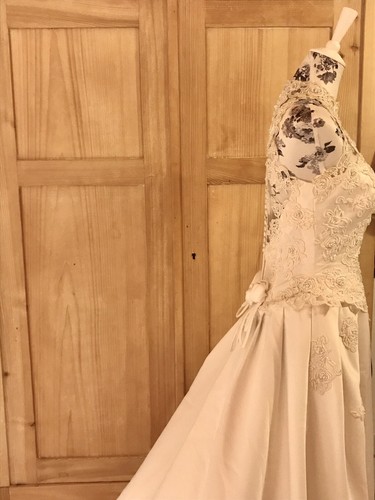Brautkleid Gr. 38 Sweetheart Gowns,Tattoo Spitze, Überrock/Schleppe abnehmbar VB - Bild 12 von 12