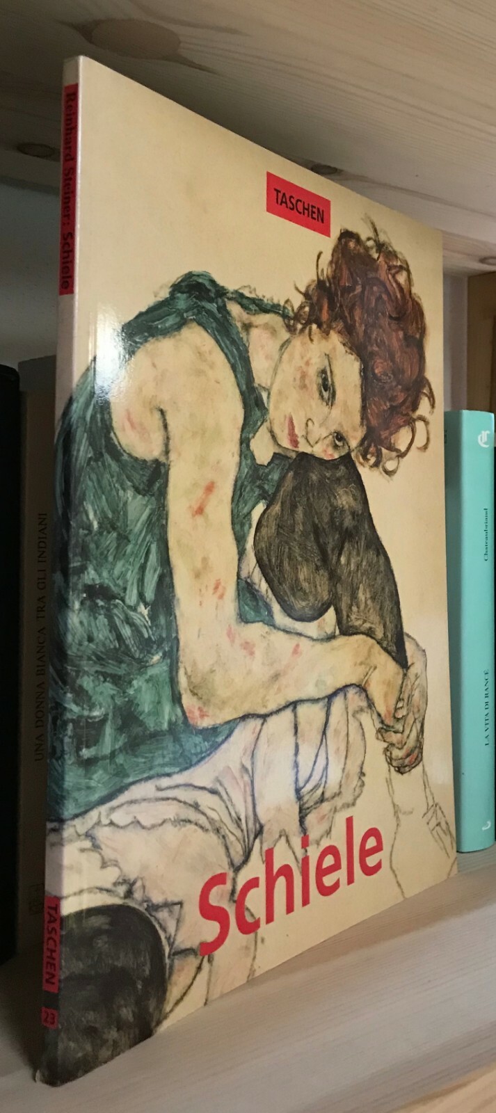 Foto 1 di 2