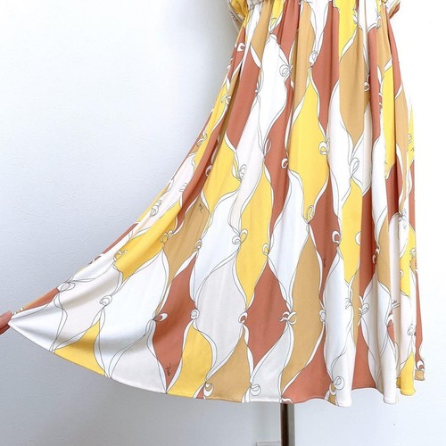 Emilio Pucci Kleid mit elastischem Bund 82% Viskose 18% Seide Größe US2 - Bild 5 von 13