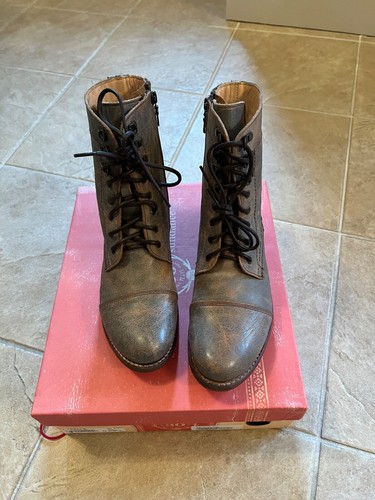 Bett Stu Sundance Katalog Cybelle rauchgrau Leder Schnür-/Reißverschlussstiefel EUC 8,5
