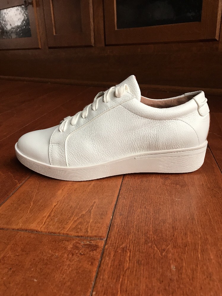 Gentle Souls Women's 189 Haddie Lace up Platform Platform Platform Wedge Sneaker NEW Size 8 White 7b2a3a Gentle Souls Women's 189 Haddie Lace up Platform Platform Platform Wedge Sneaker NEW Size 8 White 7b2a3a