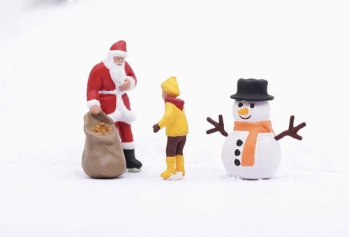 EY 1:64 Painted Figure Model Miniature Diorama Santa Christmas Kids - Picture 22 of 27