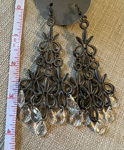 Chandelier Antique Silver Tone Runway Crystal Pierced Earrings Nearly 4” - Picture 7 of 13
