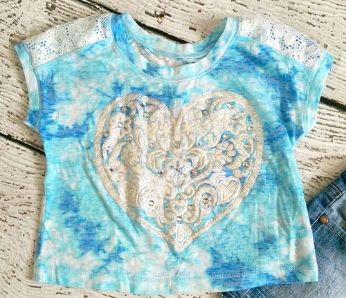 JUSTICE 7 Girls Blue Sequin Heart Cropped Shirt & Denim Jean Shorts EUC 7 - Picture 2 of 2