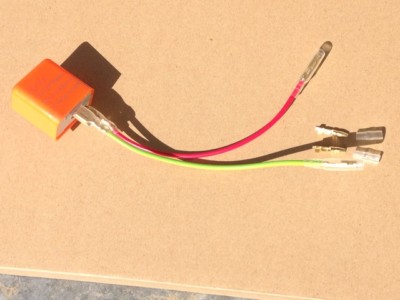 Motorrad 2 Pin Geschwindigkeit einstellbar LED Blinker Blinkrelais Widerstand + Kabel